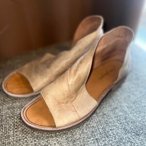 Free People Mont Blac Sandals 🌻🤎